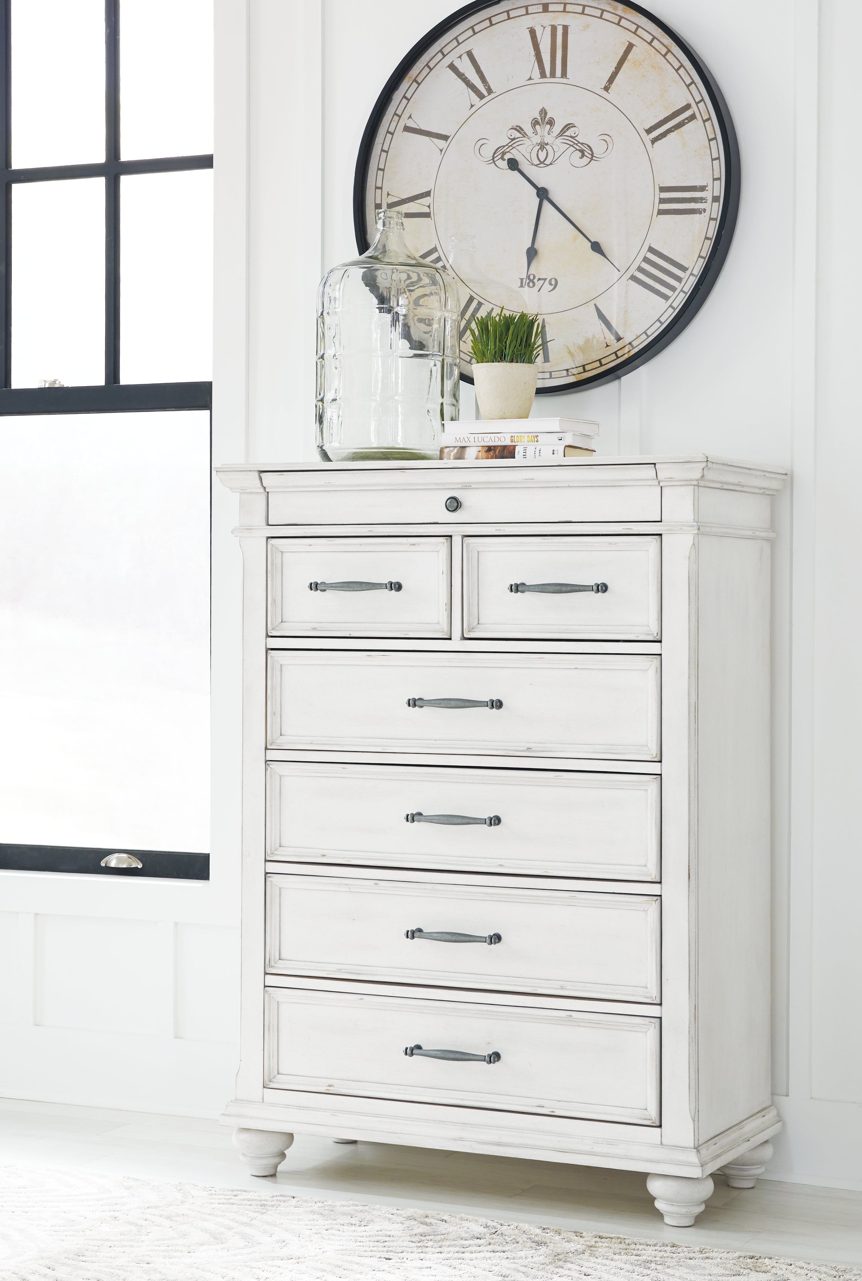 Floridian Furniture - Ashley Furniture - Kanwyn Bedroom - Chest / Whitewash - B777-46