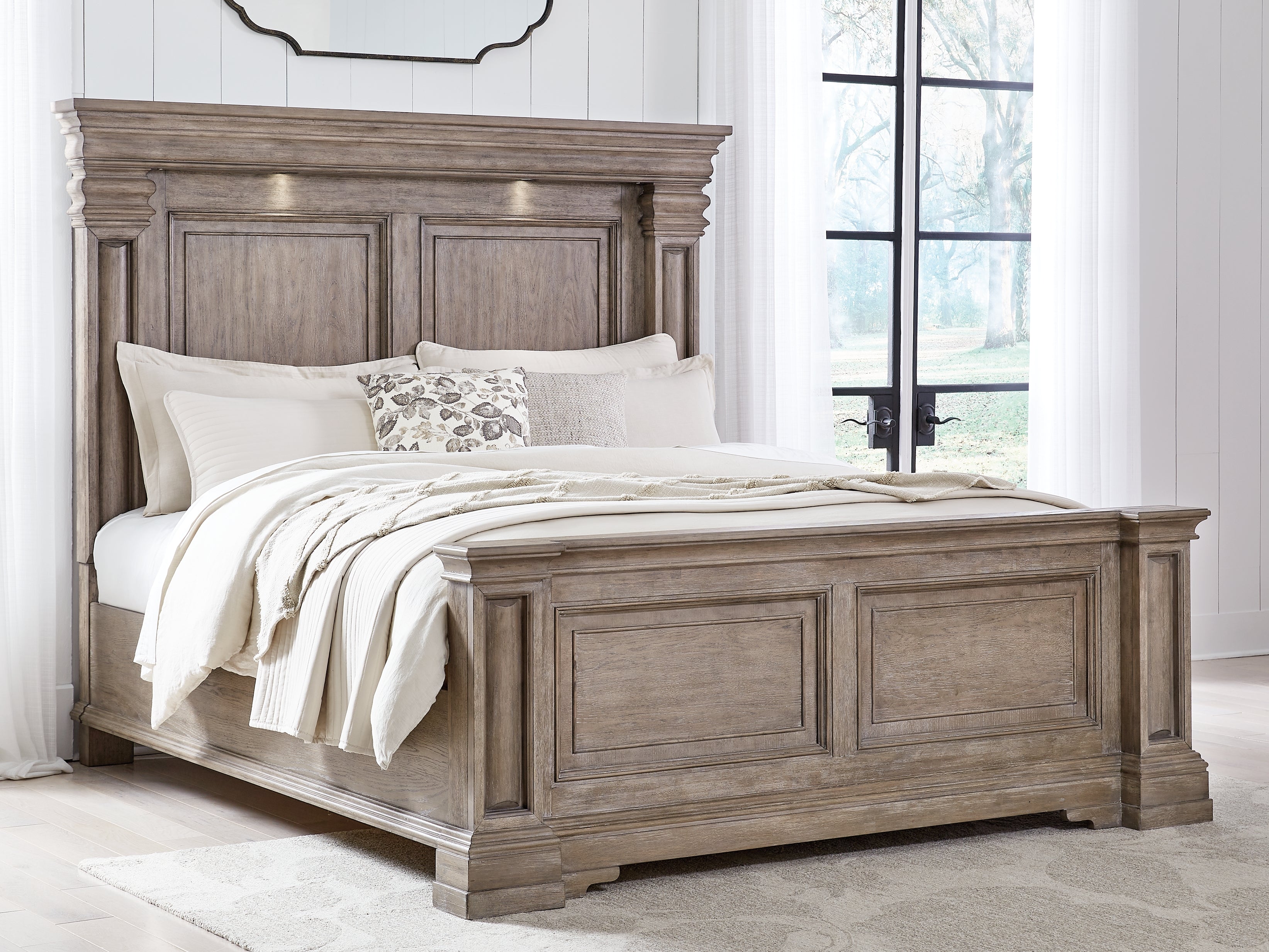 Floridian Furniture - Ashley Furniture - Blairhurst Bedroom - California King Panel Bed / Light Grayish Brown - B916B5