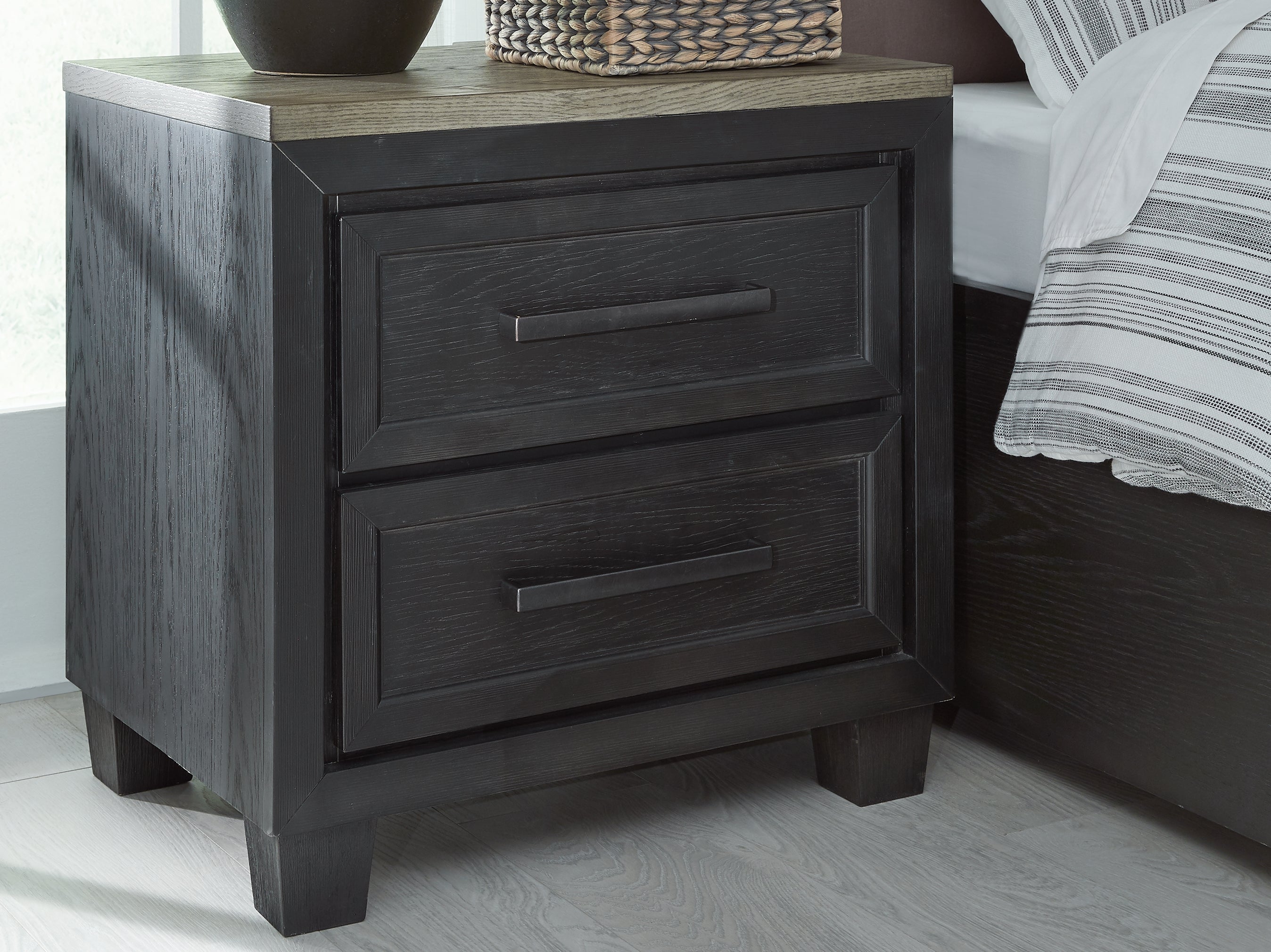 Floridian Furniture - Ashley Furniture - Foyland Bedroom - Two Drawer Night Stand / Black/Brown - B989-92