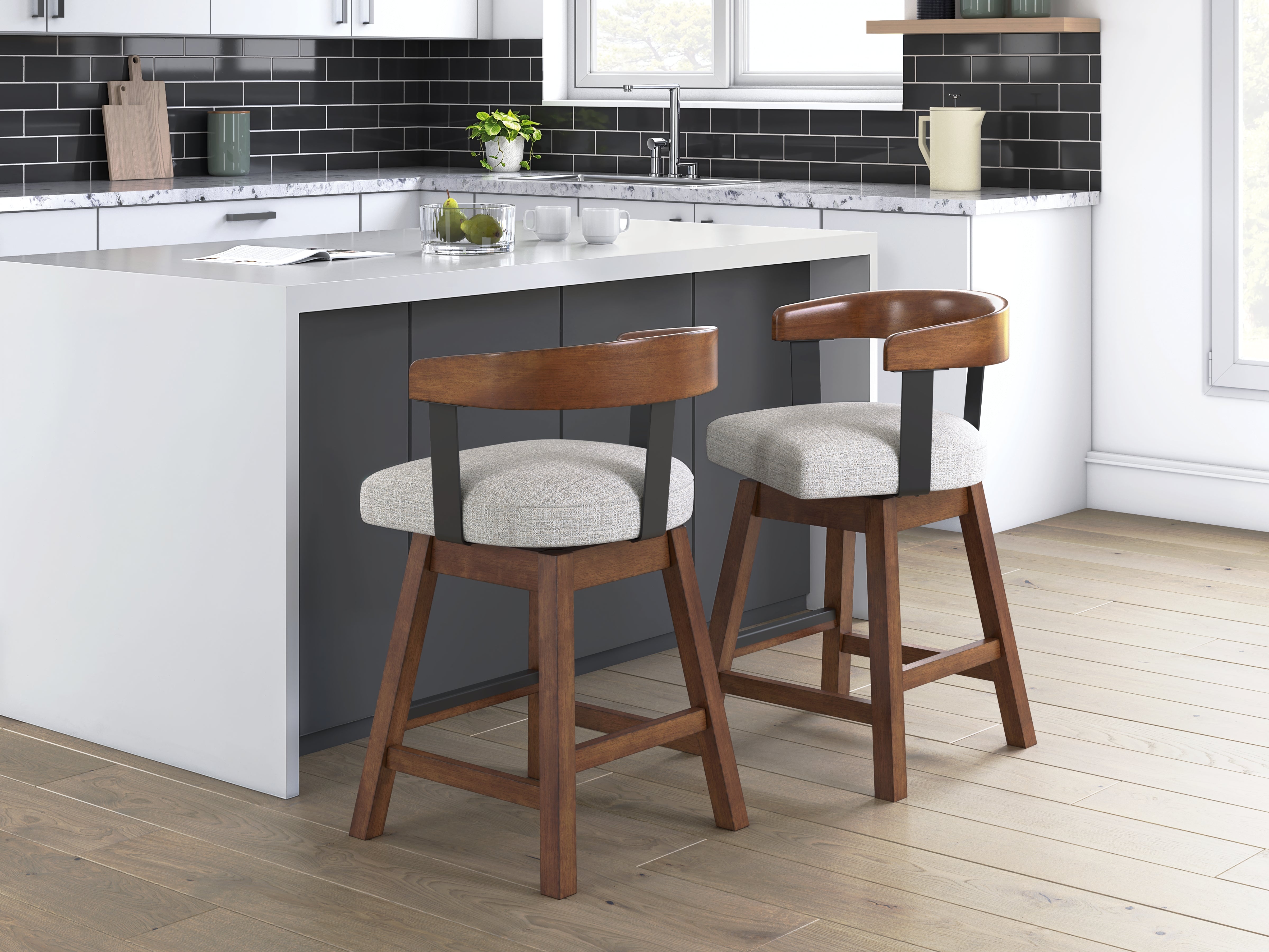 Floridian Furniture - Ashley Furniture - Ralene Dining Room - Counter Height Barstool (Set of 2) / Medium Brown - D594-224X2