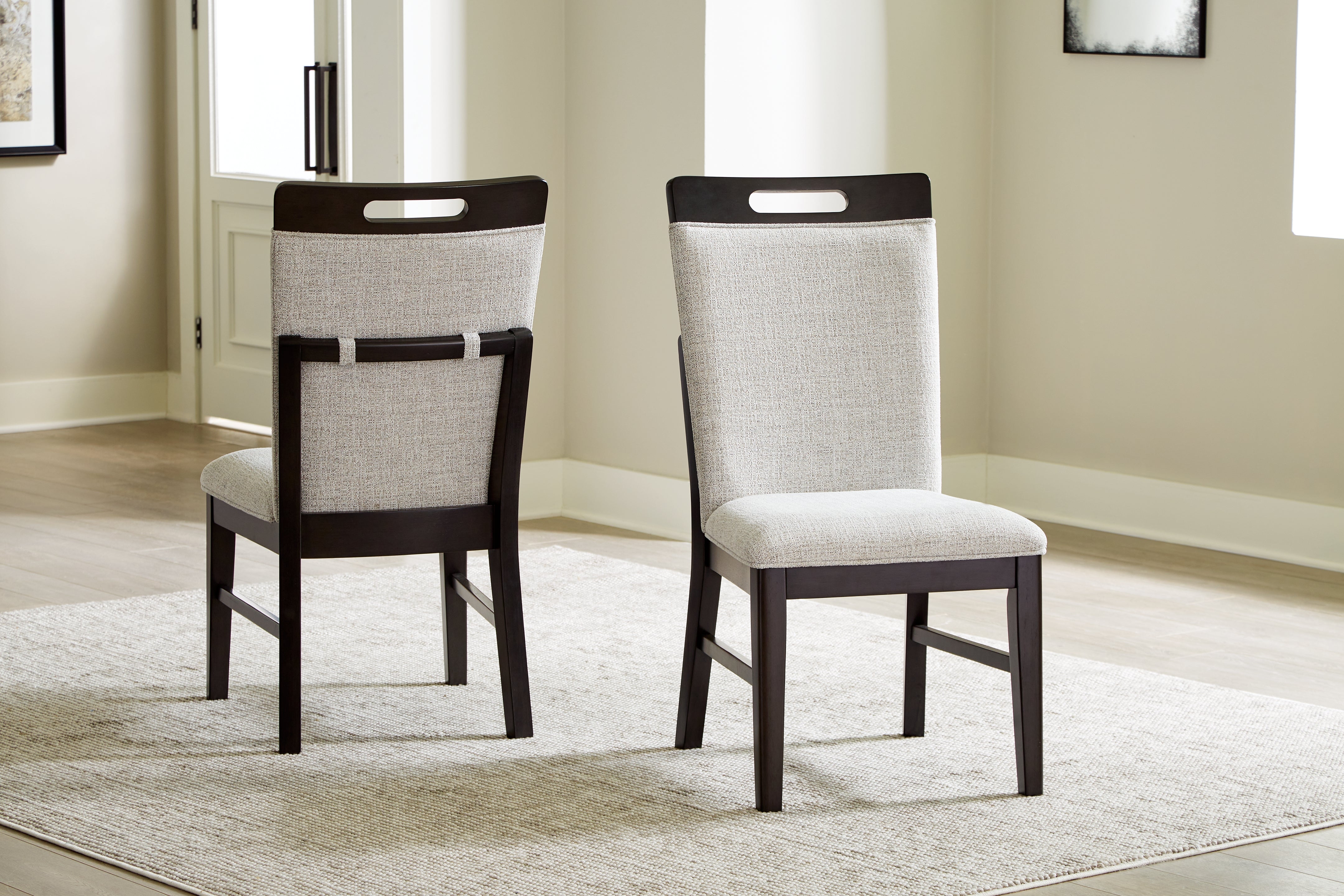 Floridian Furniture - Ashley Furniture - Neymorton Dining Room - Dining Chair (Set of 2) / Dark Grayish Brown - D618-01X2