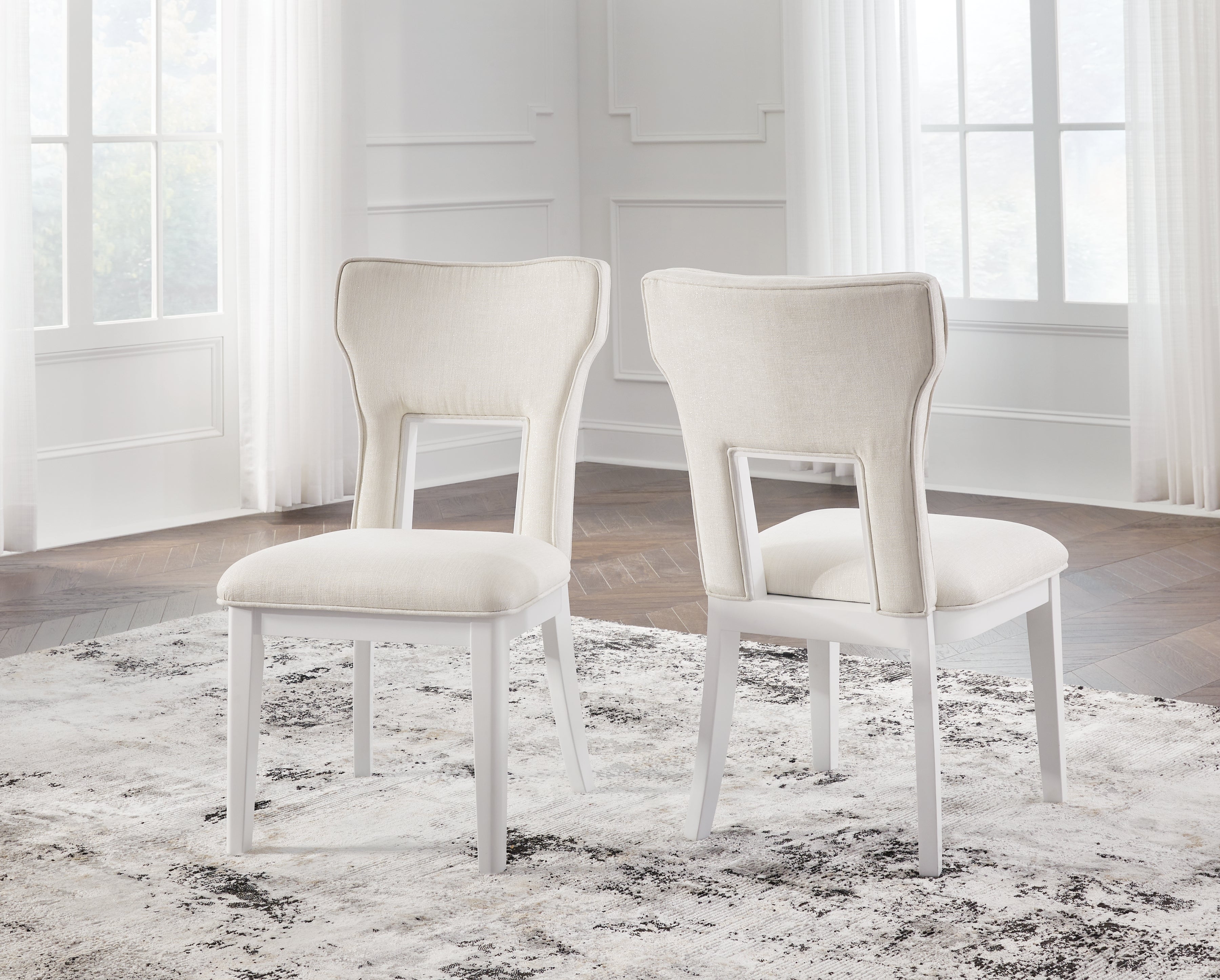 Floridian Furniture - Ashley Furniture - Chalanna Dining Room - Dining Chair (Set of 2) / White - D822-01X2