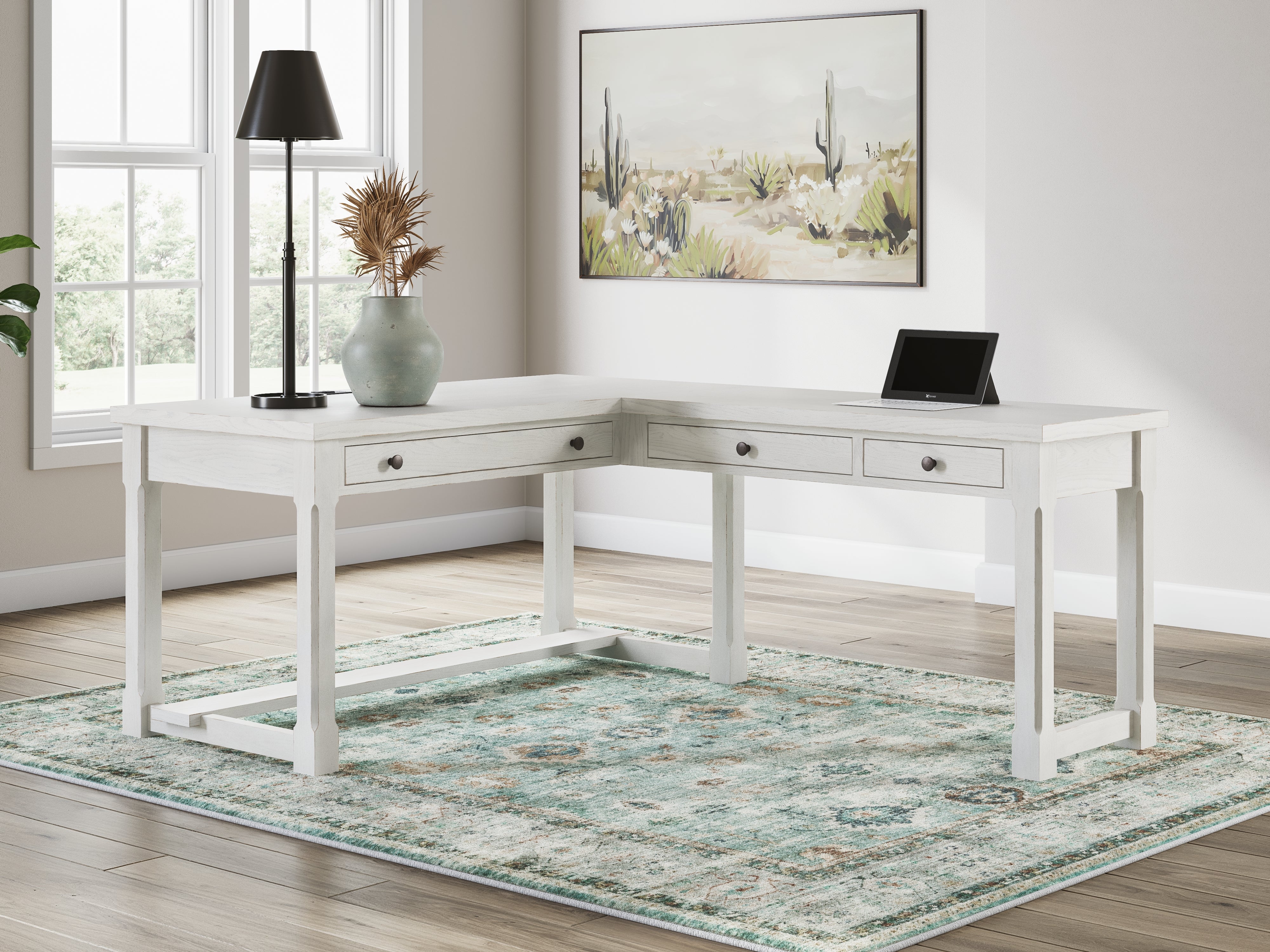 Floridian Furniture - Ashley Furniture - Robbinsdale Office Desk - L-Shaped Home Office Desk / Antique White - H742H1