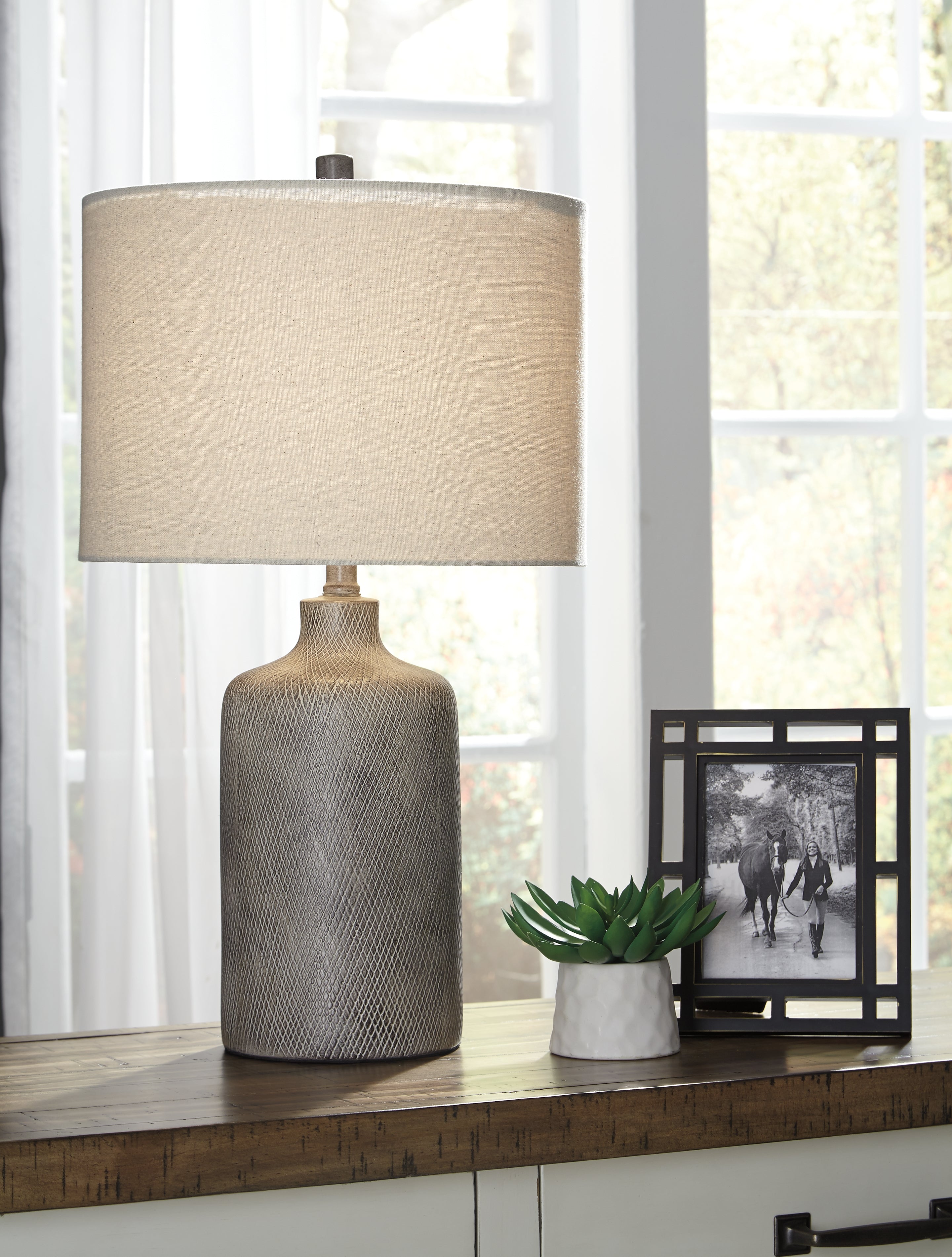 Floridian Furniture - Ashley Furniture - Linus Lighting - Table Lamp (Set of 2) / Antique Black - L117964X2