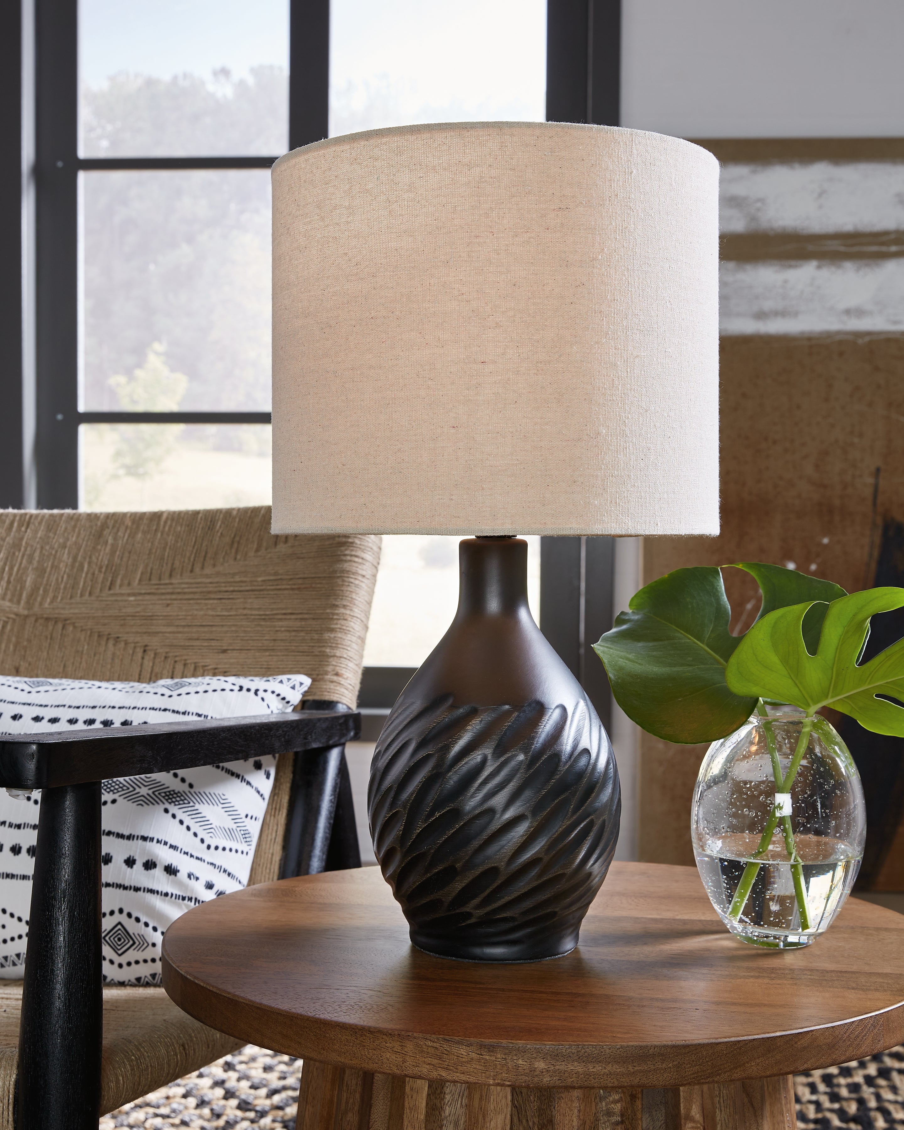 Floridian Furniture - Ashley Furniture - Garinton Lighting - Table Lamp (Set of 2) / Black - L180184X2