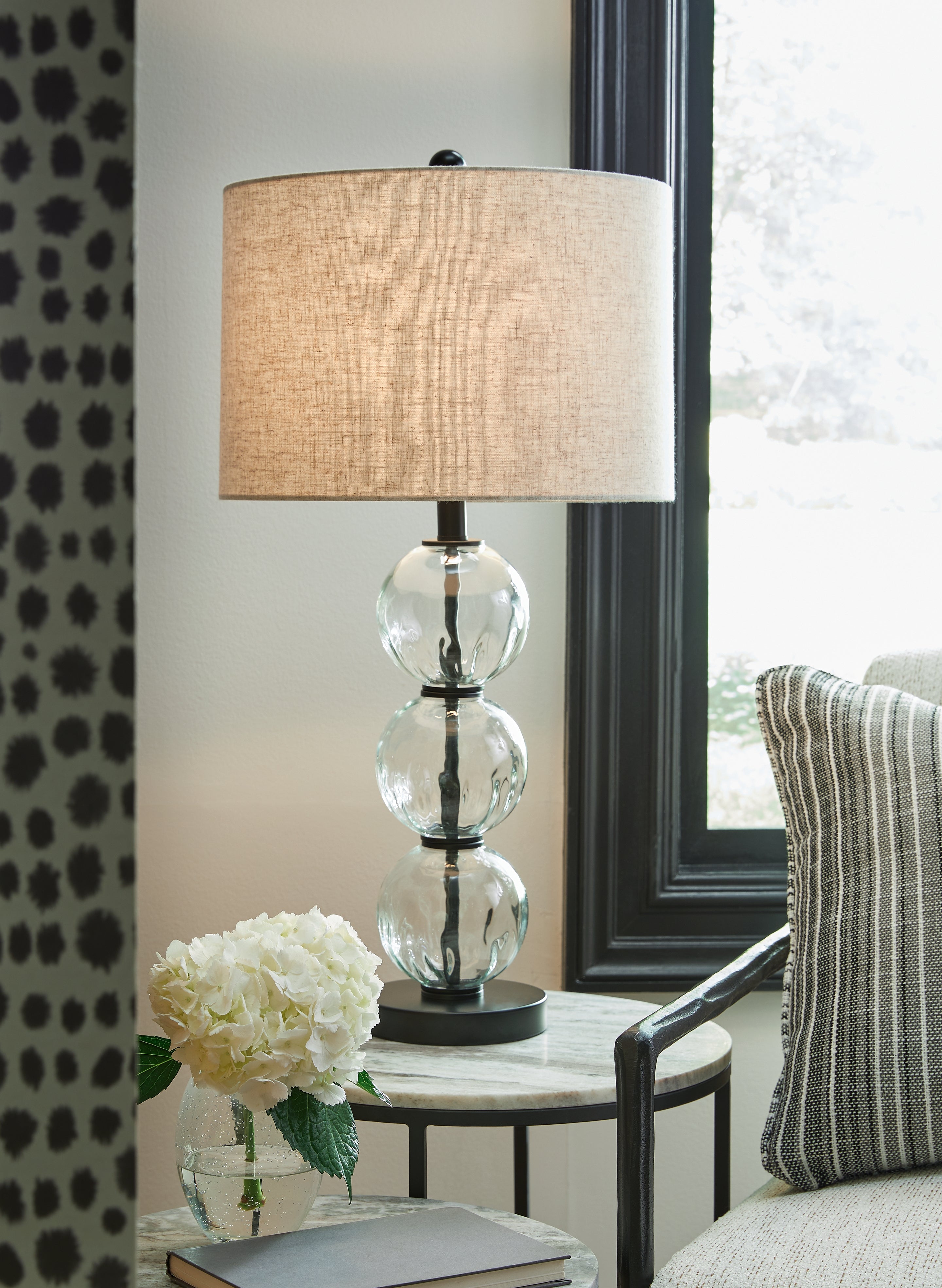 Floridian Furniture - Ashley Furniture - Airbal Lighting - Glass Table Lamp (Set of 2) / Clear/Black - L431604