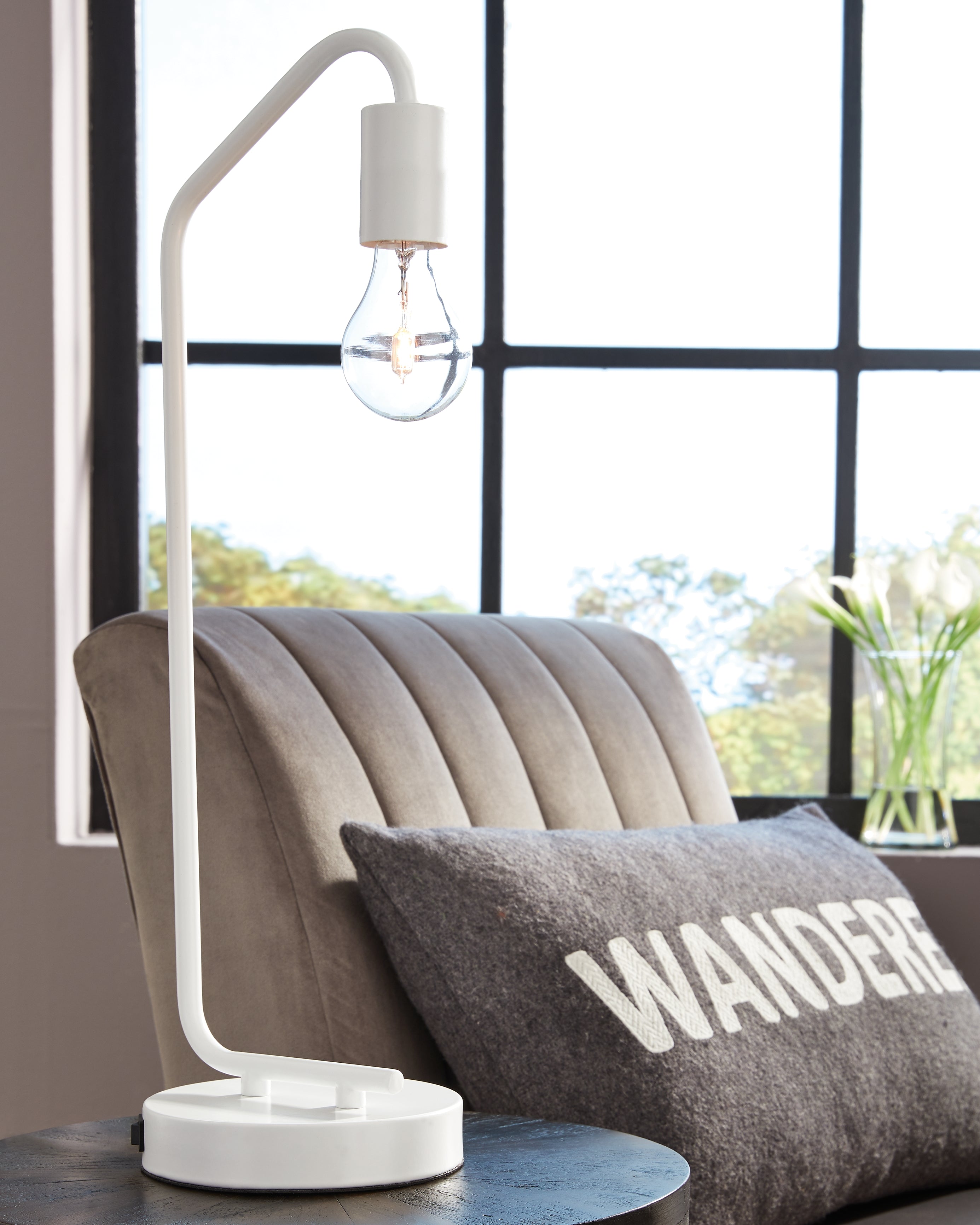 Floridian Furniture - Ashley Furniture - Covybend Lighting - Metal Desk Lamp (1/CN) / White - L734322
