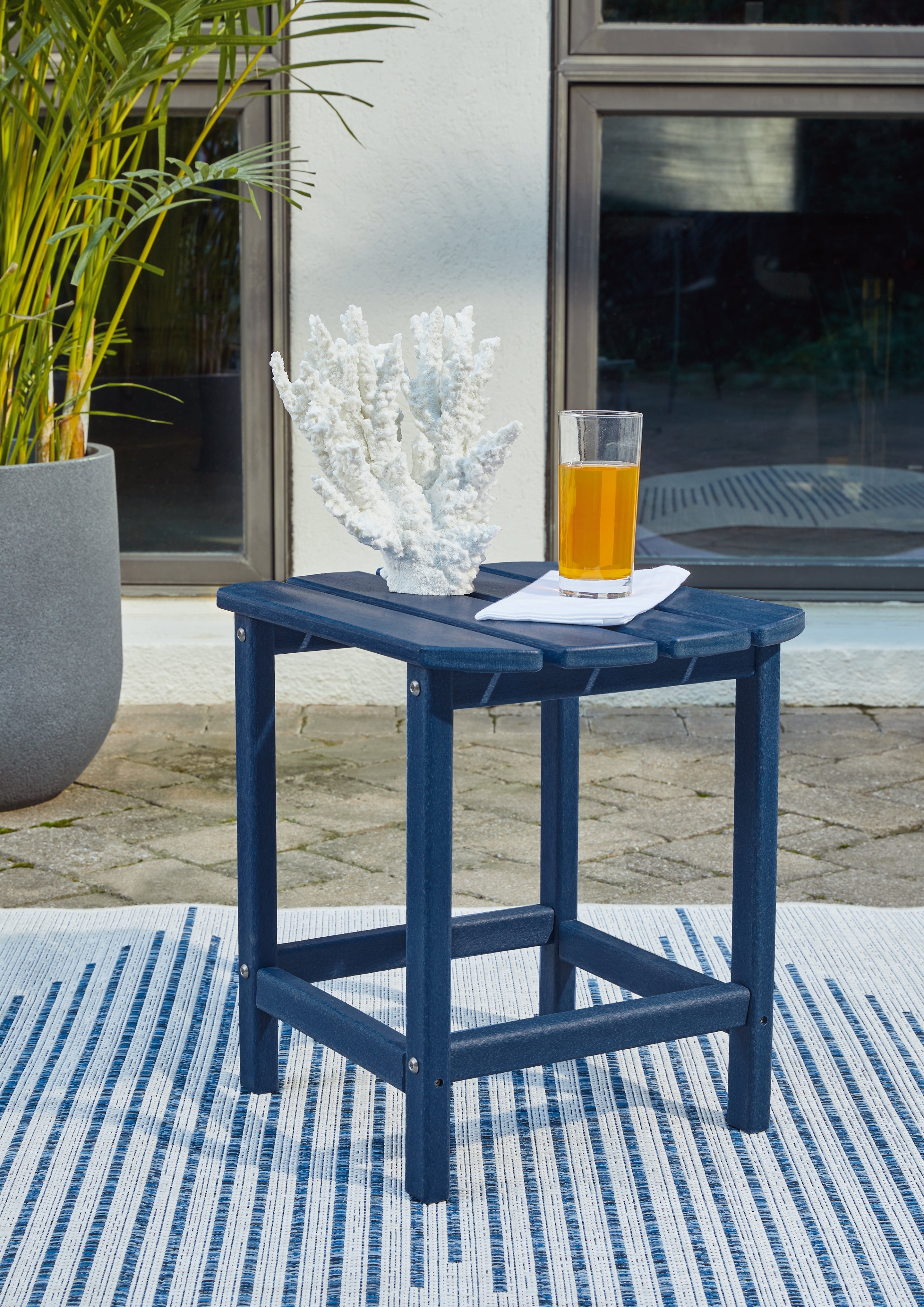 Floridian Furniture - Ashley Furniture - Sundown Treasure Outdoor - End Table / Blue - P009-703