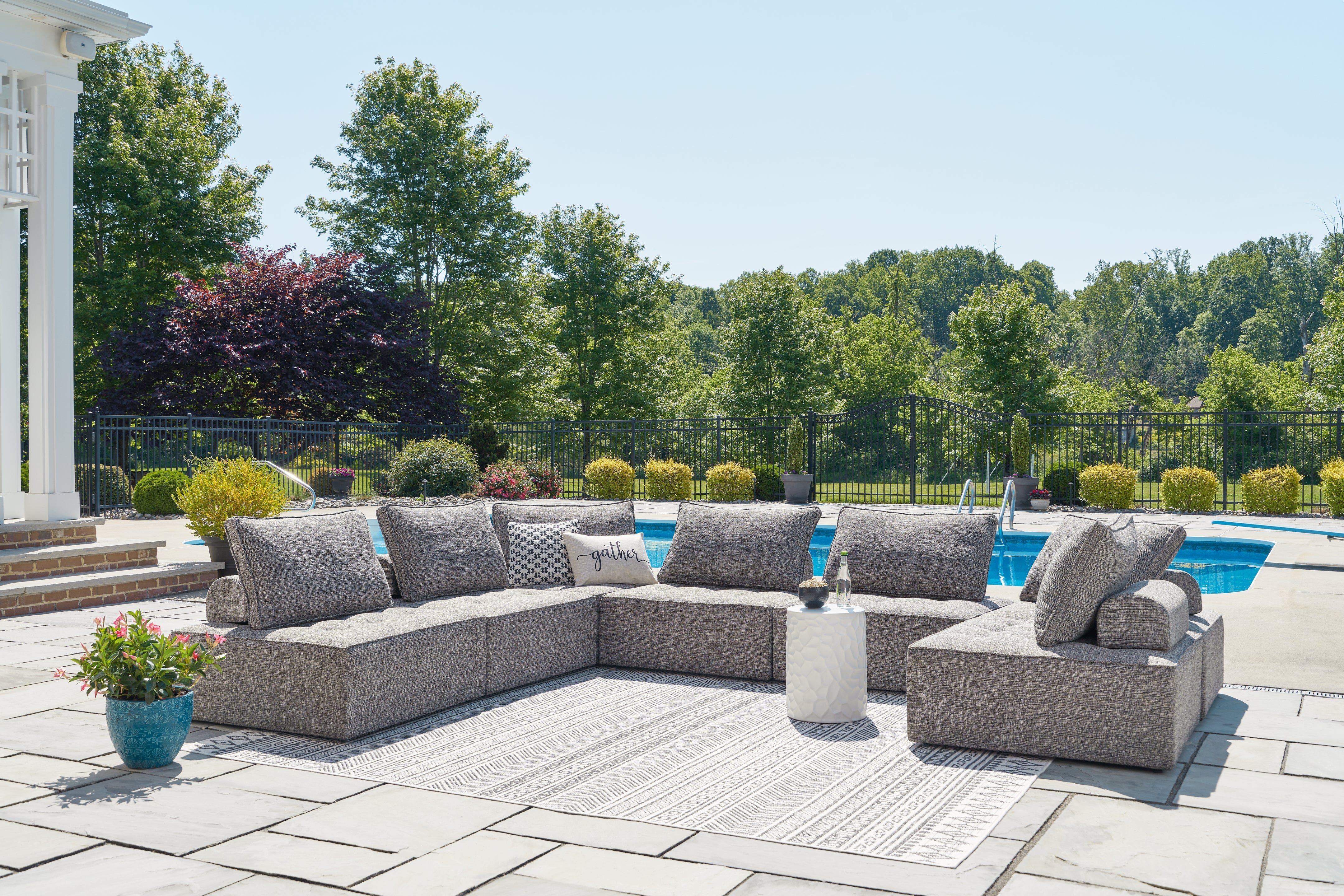 Floridian Furniture - Ashley Furniture - Bree Zee Outdoor - 7-Piece Outdoor Sectional / Brown - P160P2