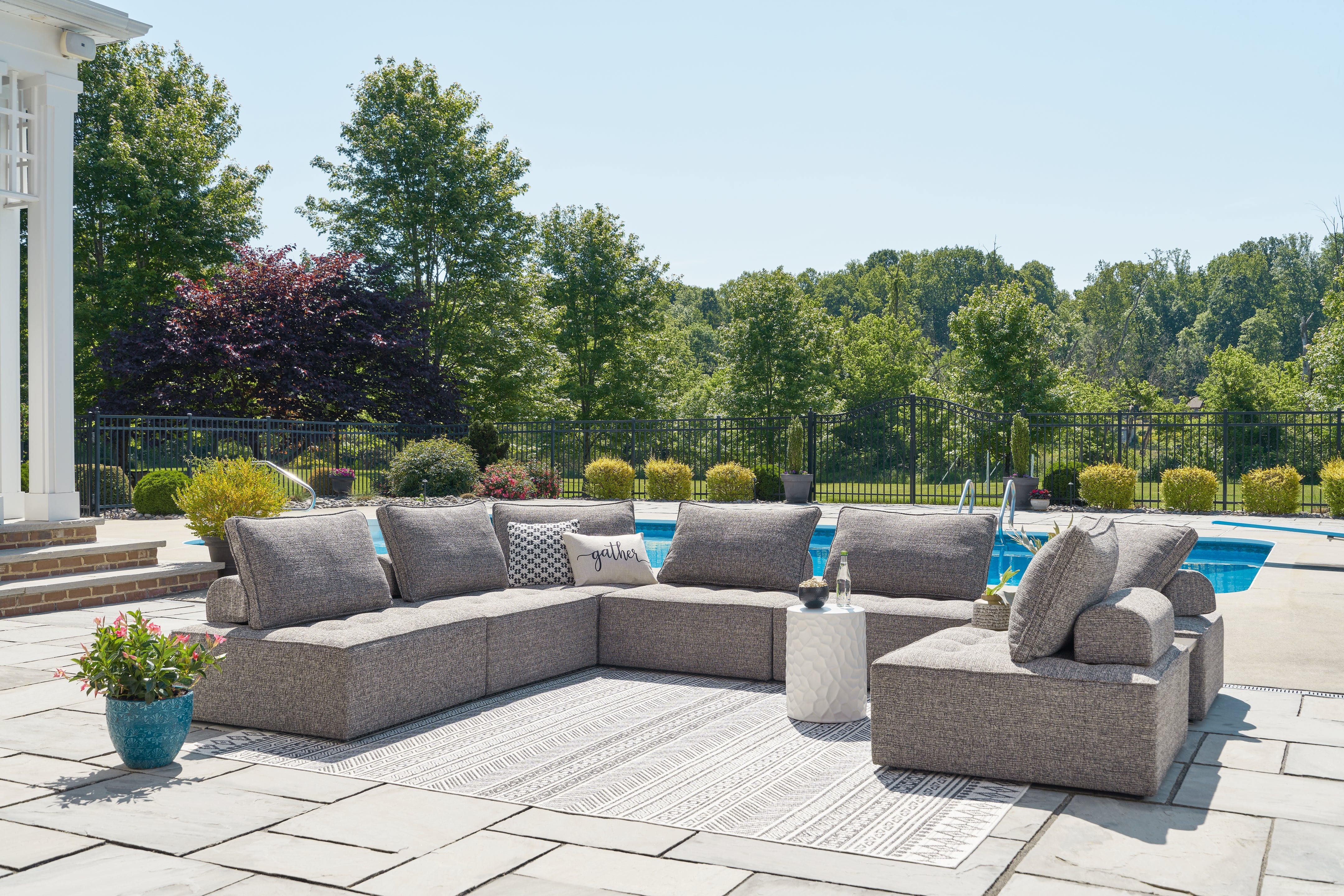Floridian Furniture - Ashley Furniture - Bree Zee Outdoor - 8-Piece Outdoor Sectional / Brown - P160P6