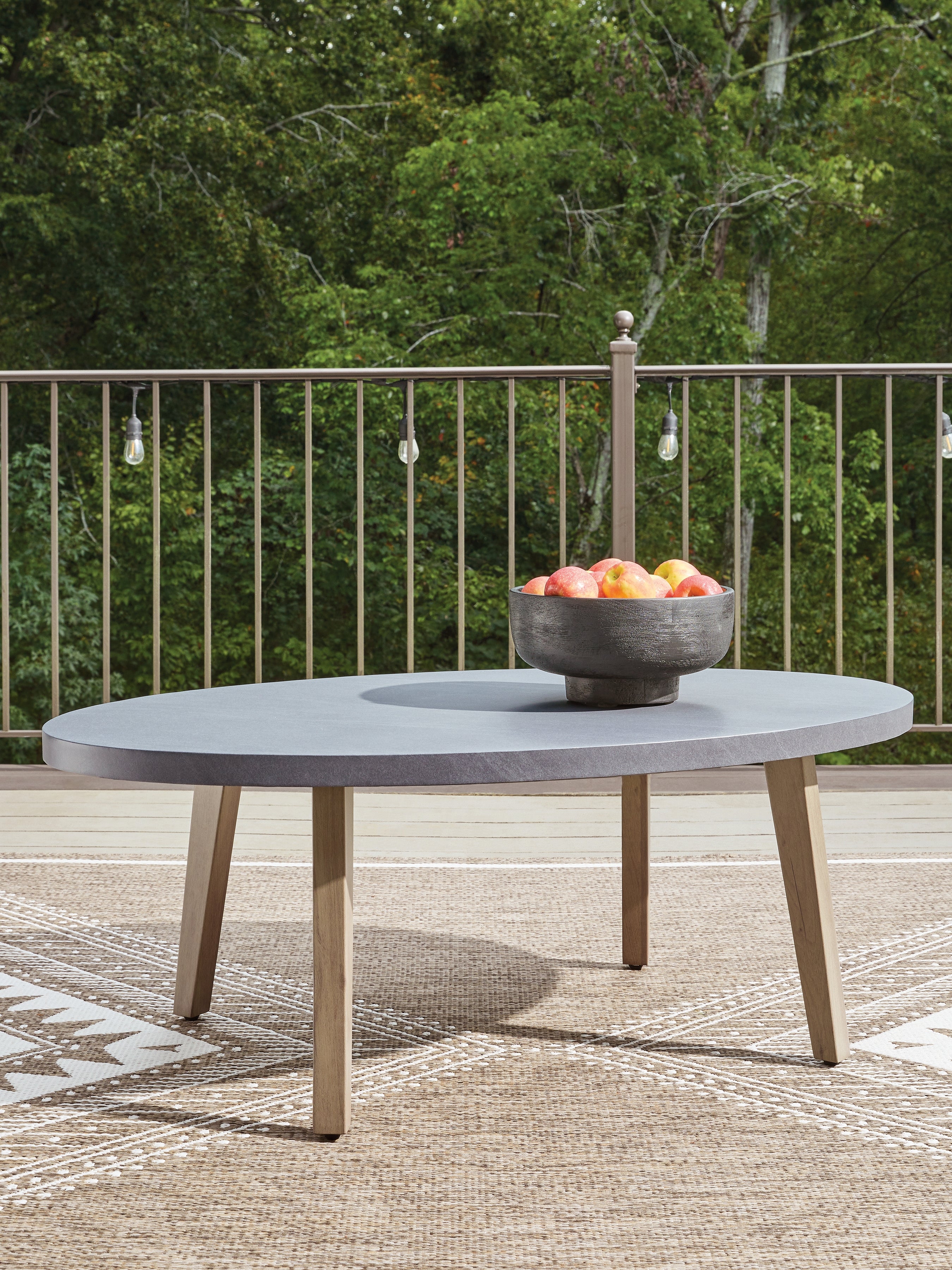 Floridian Furniture - Ashley Furniture - Harmony Headlands Outdoor - Oval Cocktail Table / Natural/Gray - PCP428-701