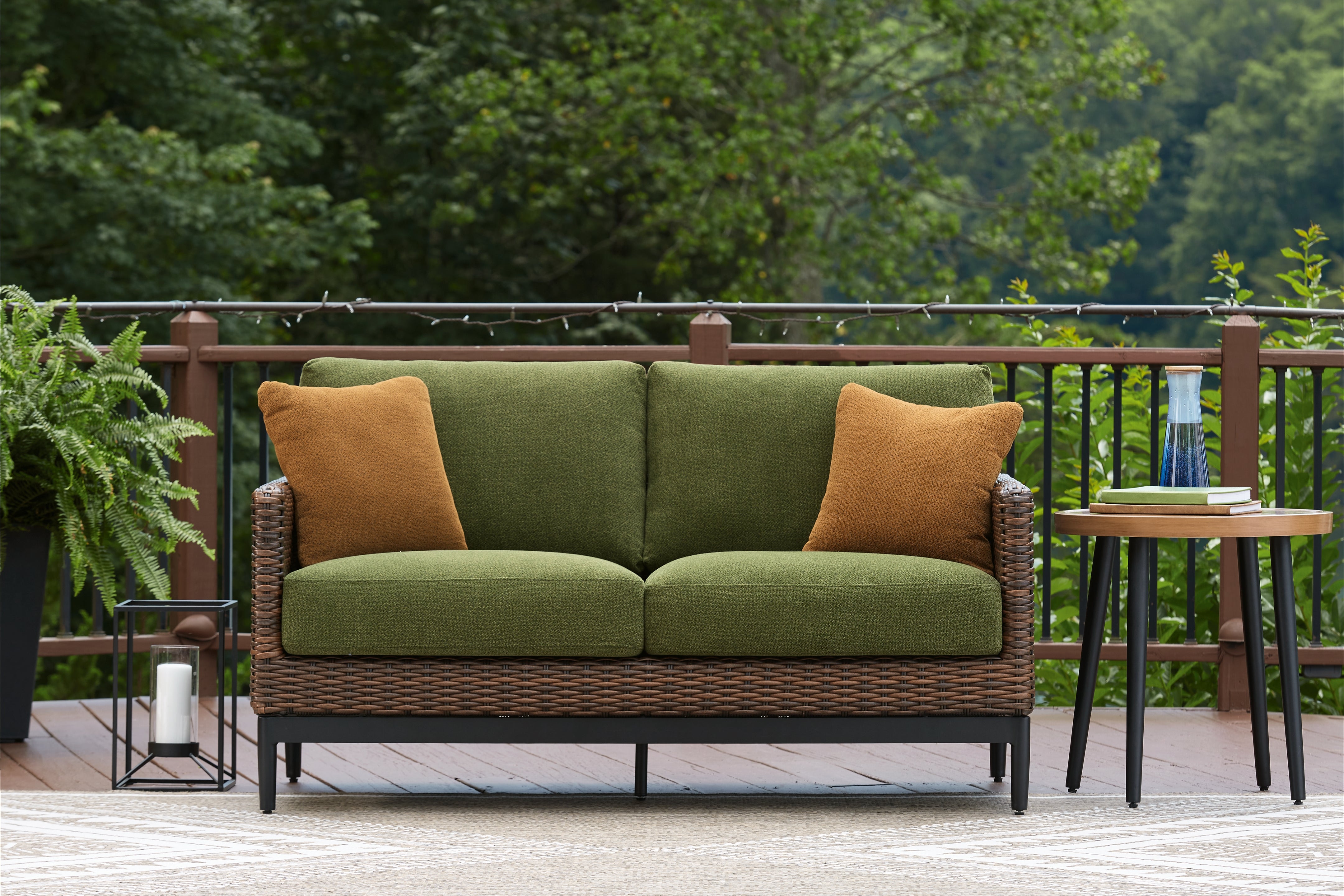 Floridian Furniture - Ashley Furniture - Horizon Hall Outdoor - Loveseat w/Cushion / Brown/Green - P572-835