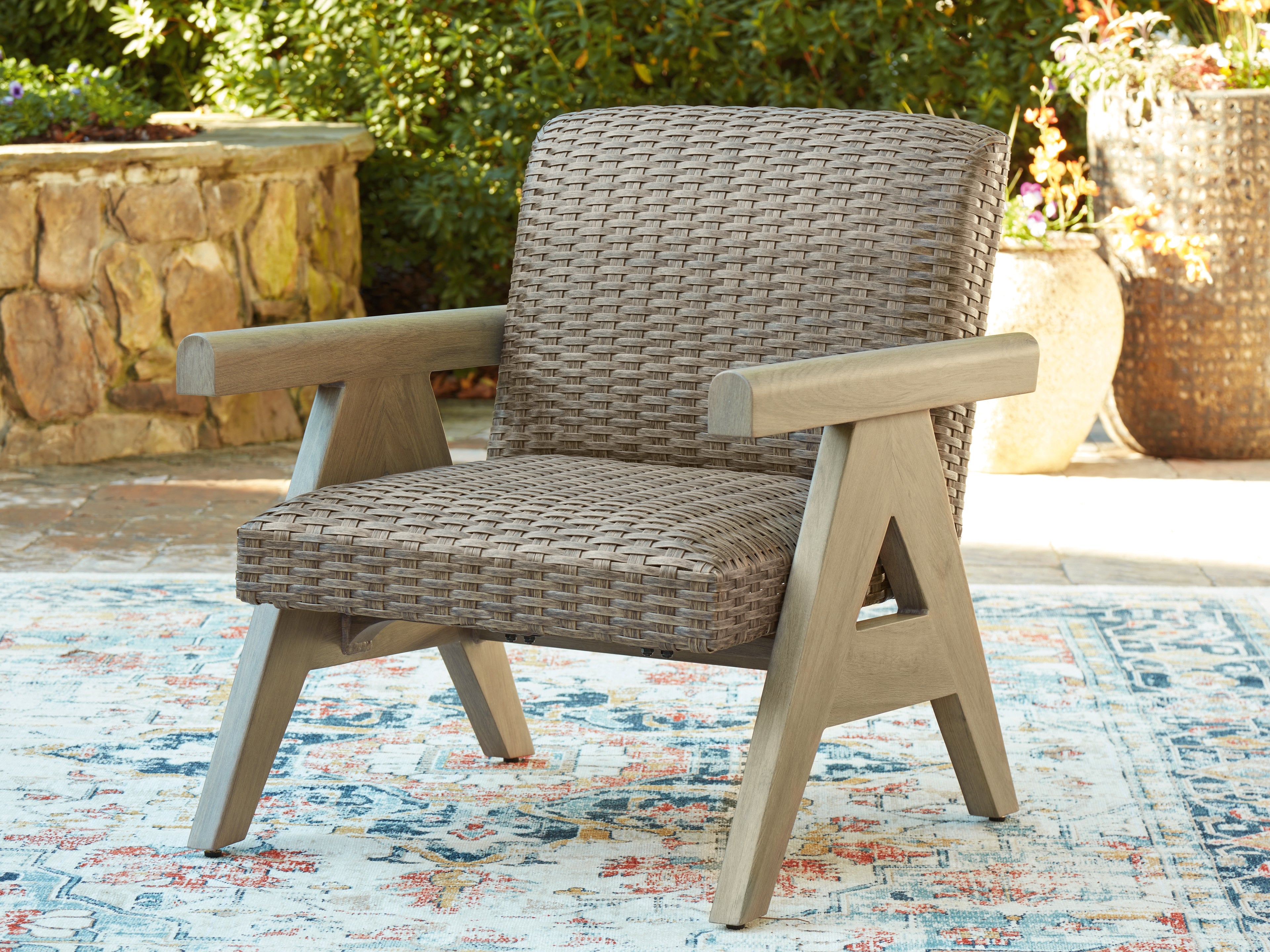 Floridian Furniture - Ashley Furniture - Cliff Trails Outdoor - Rocking Lounge Chair / Beige - PCP690-821