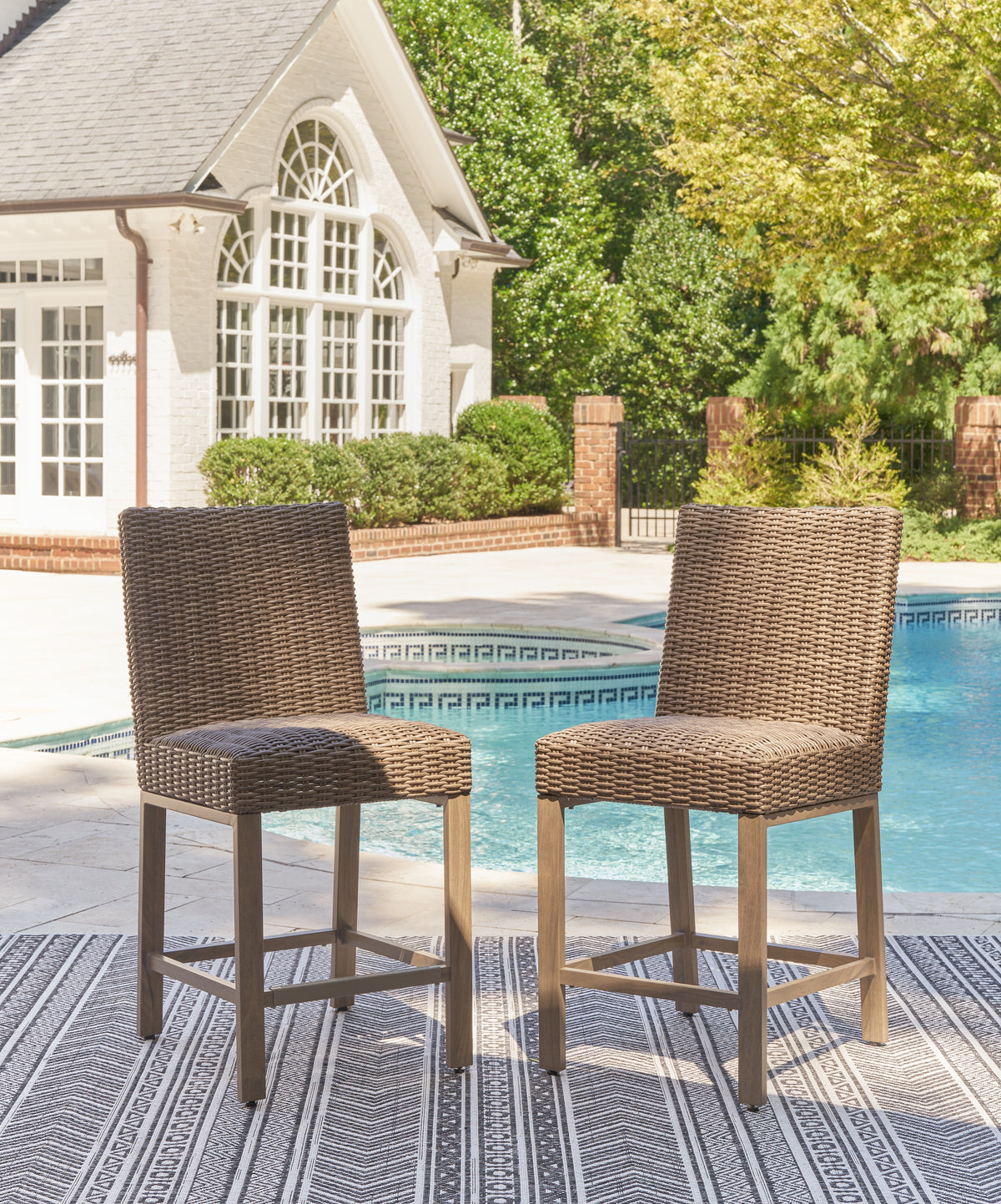 Floridian Furniture - Ashley Furniture - Walton Bridge Outdoor - Square Bar Table w/Fire Pit / Driftwood - P749-665