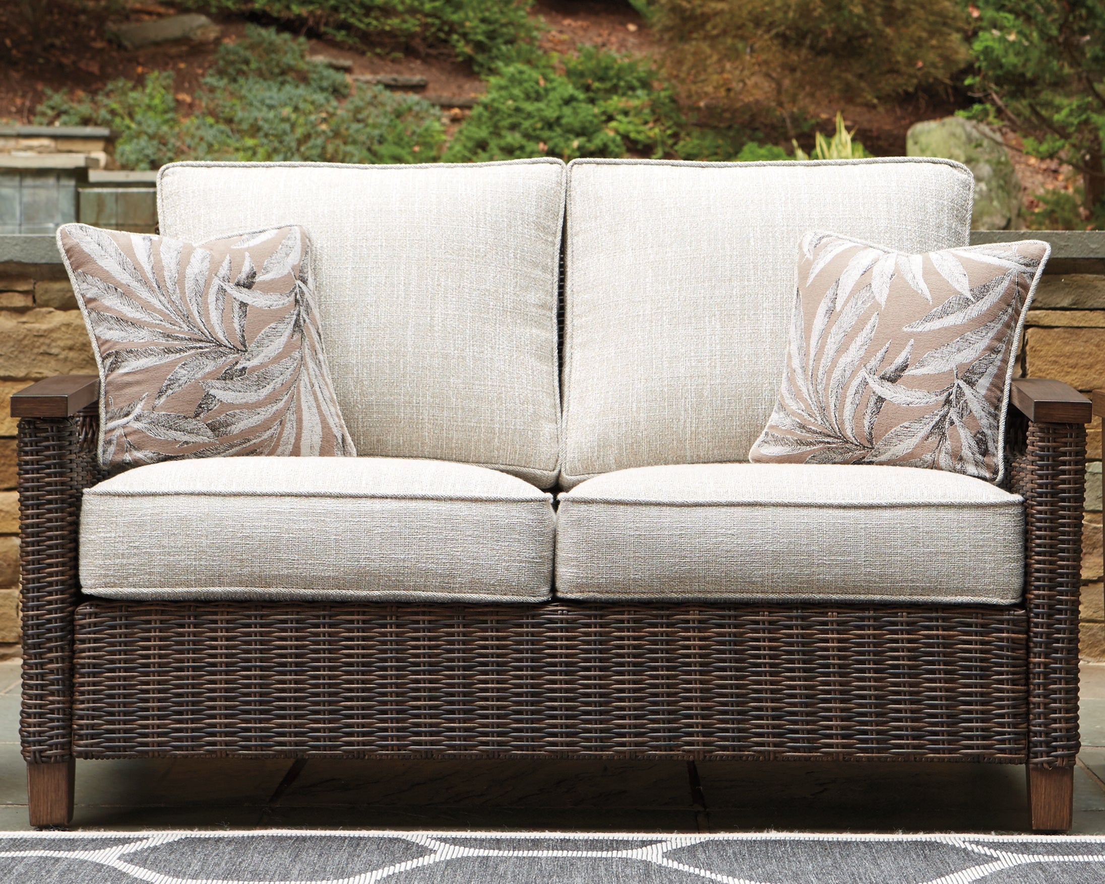 Floridian Furniture - Ashley Furniture - Paradise Trail Outdoor - Loveseat w/Cushion / Medium Brown - P750-835