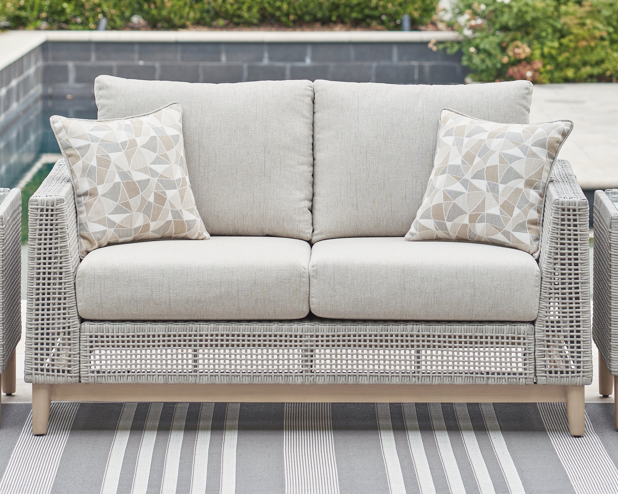 Floridian Furniture - Ashley Furniture - Seton Creek Outdoor - Loveseat w/Cushion / Gray - P798-835