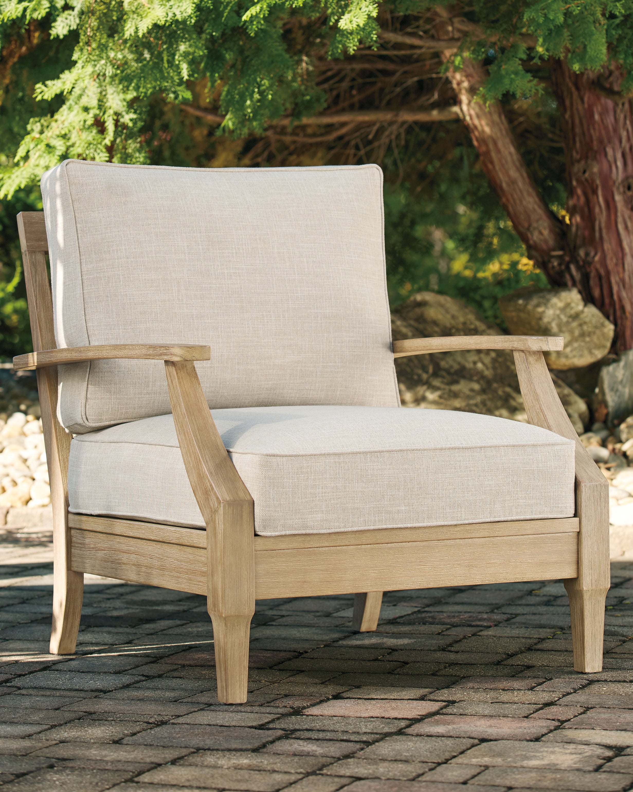 Floridian Furniture - Ashley Furniture - Clare View Outdoor - Lounge Chair w/Cushion (1/CN) / Beige - P801-820