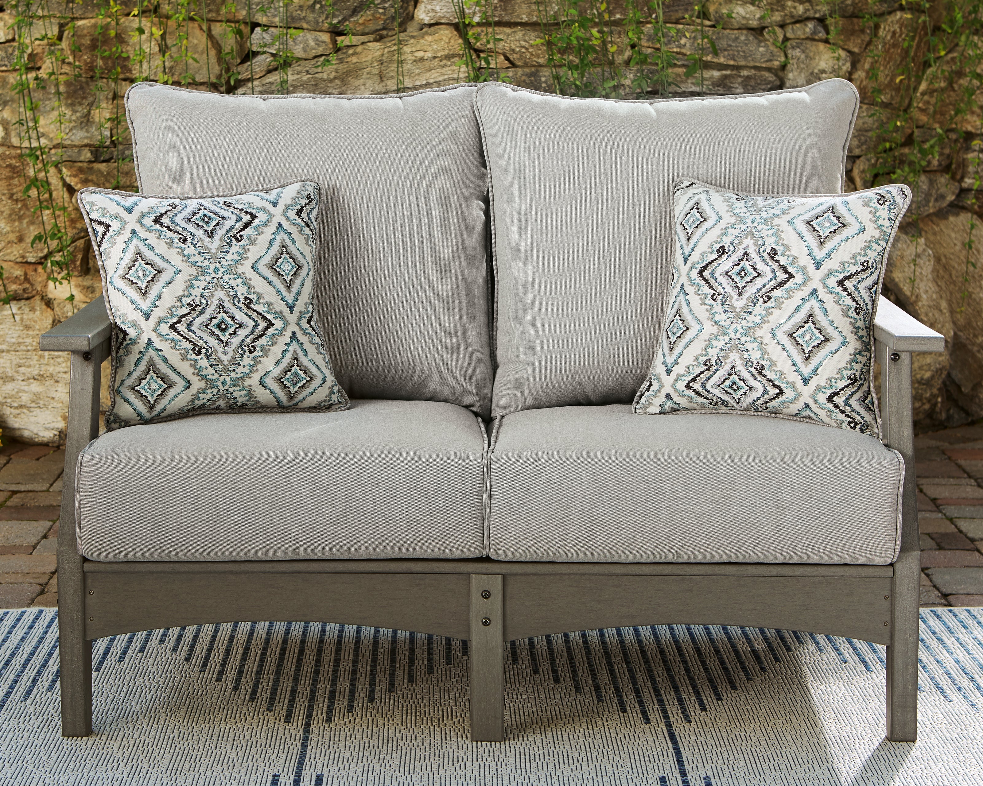 Floridian Furniture - Ashley Furniture - Visola Outdoor - Loveseat w/Cushion / Gray - P802-835