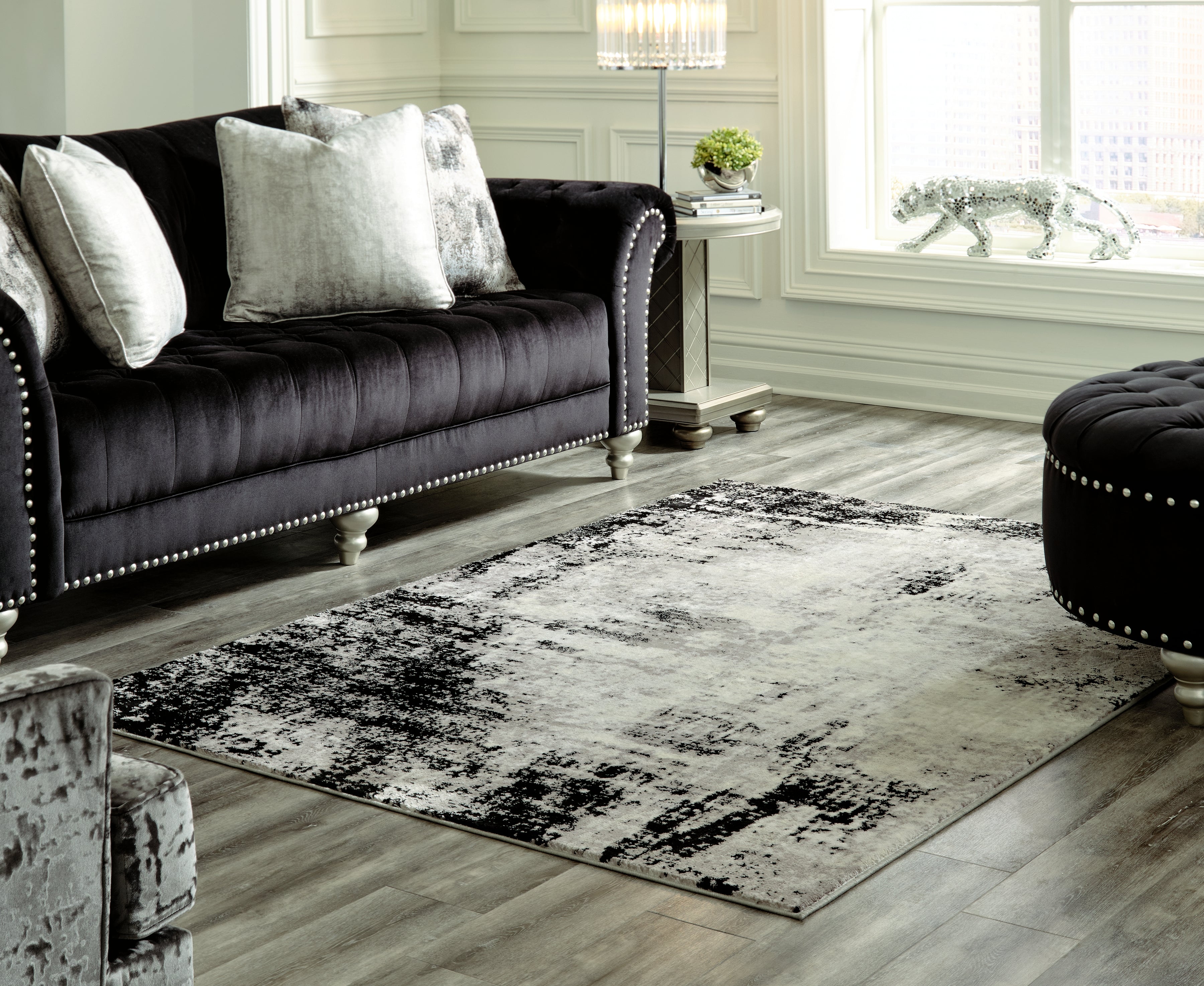 Floridian Furniture - Ashley Furniture - Zekeman Rug - 7'10" x 10' Rug / Black/Cream/Gray - R404921