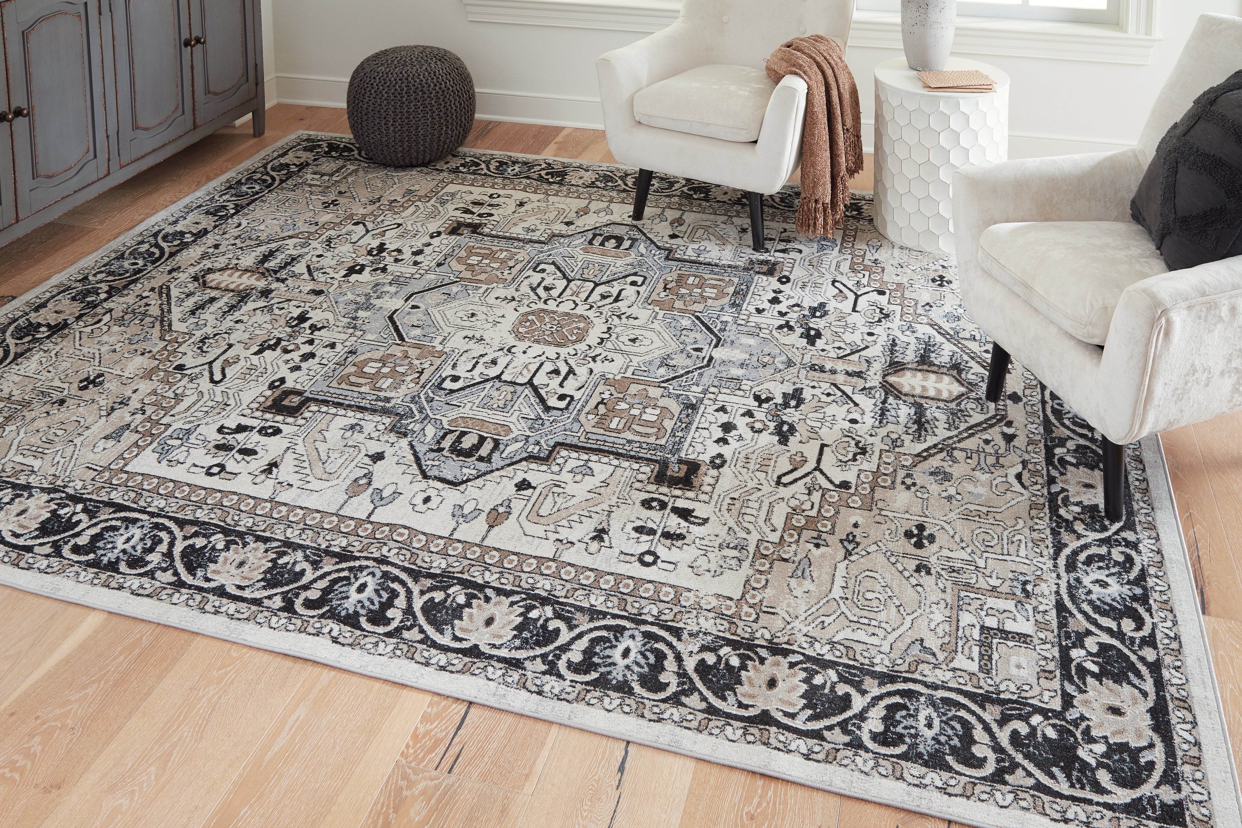 Floridian Furniture - Ashley Furniture - Gregmoore Rug - 7'9" x 9'11" Washable Rug / Multi - R405821