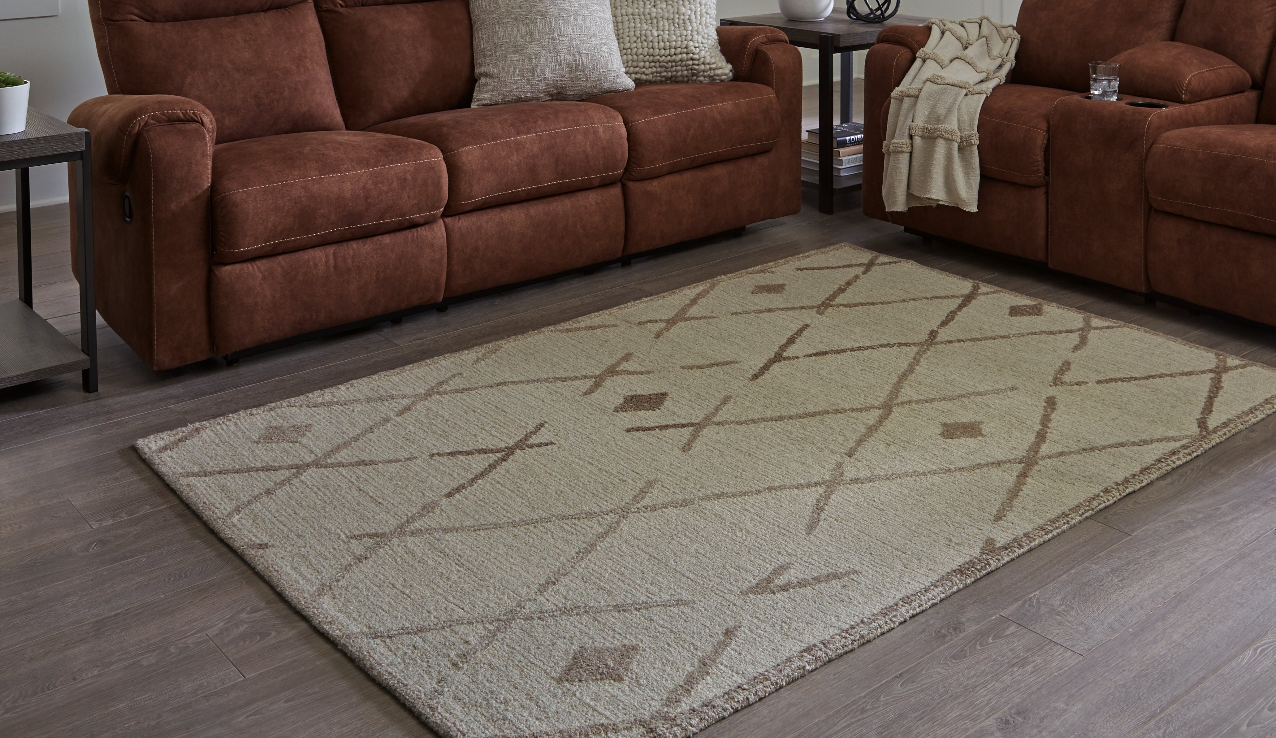 Floridian Furniture - Ashley Furniture - Guyford Rug - 5' x 7' Rug / Beige/Brown - R406872