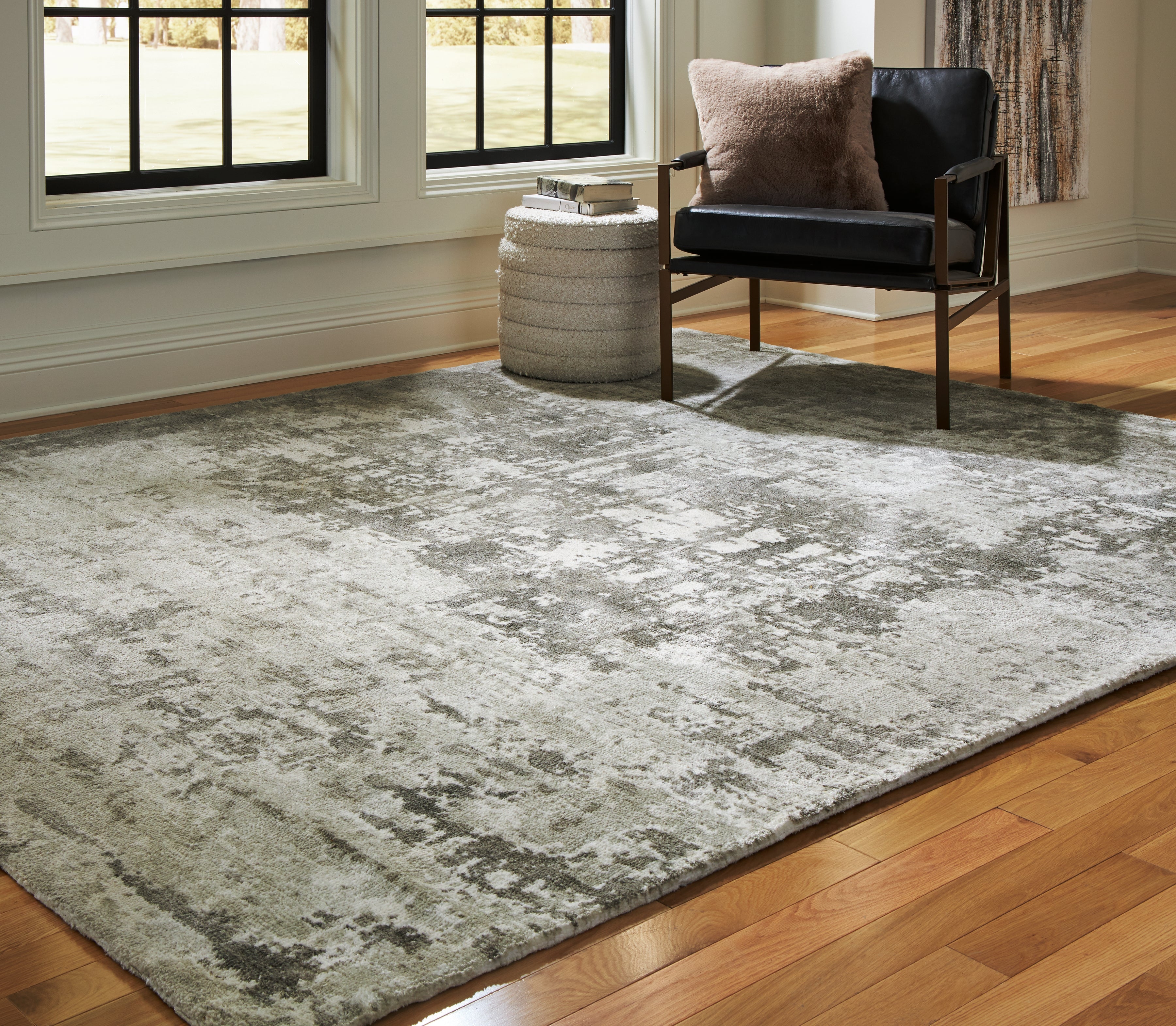 Floridian Furniture - Ashley Furniture - Valmontic Rug - 8' x 10' Rug / Gray - R406921