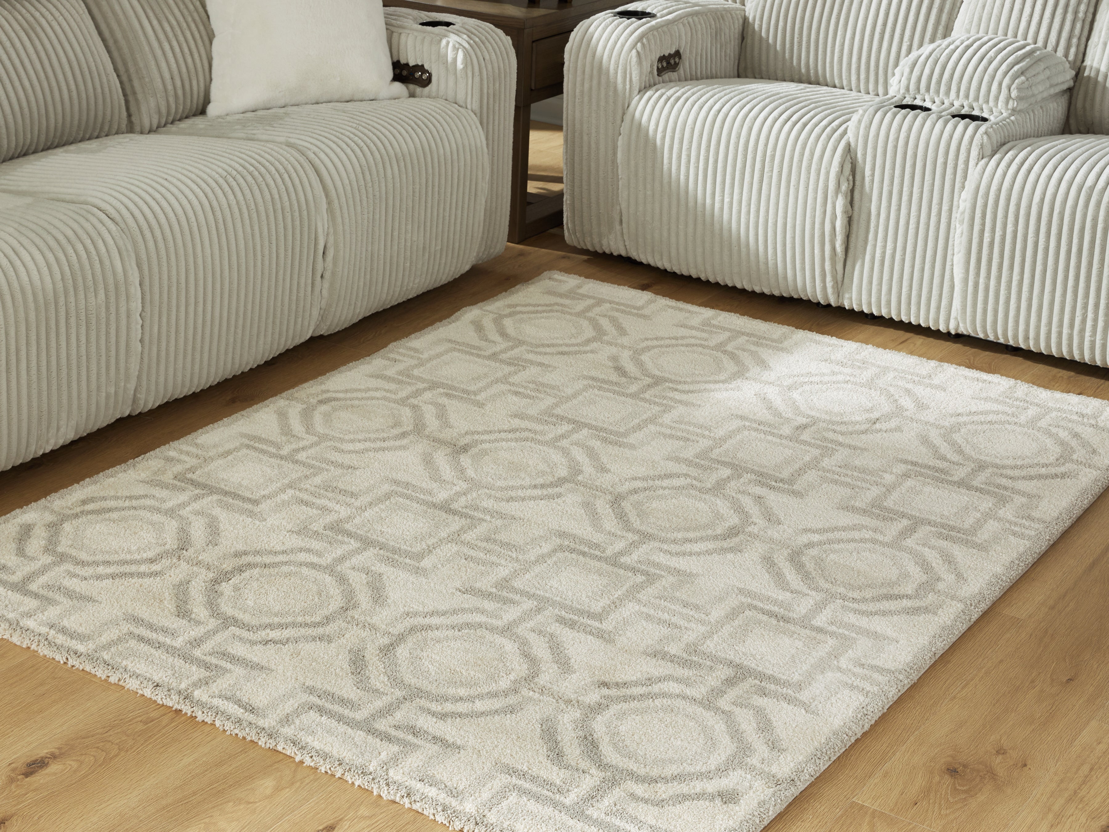 Floridian Furniture - Ashley Furniture - Maconville Rug - Medium Rug / Ivory/Gray - R407322