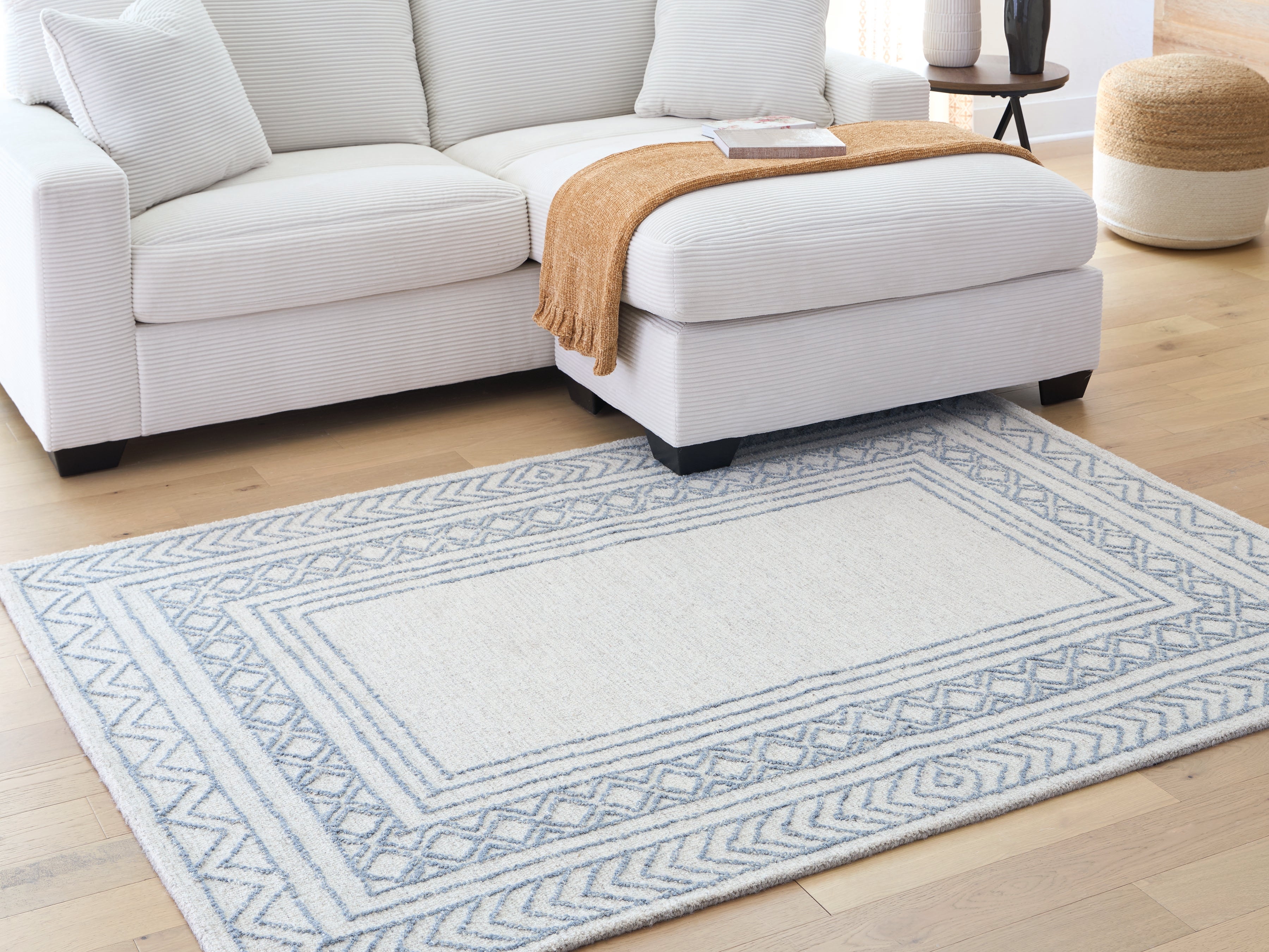 Floridian Furniture - Ashley Furniture - Azelhurst Rug - 5' x 7' Area Rug / Blue/Ivory/Gray - R407852