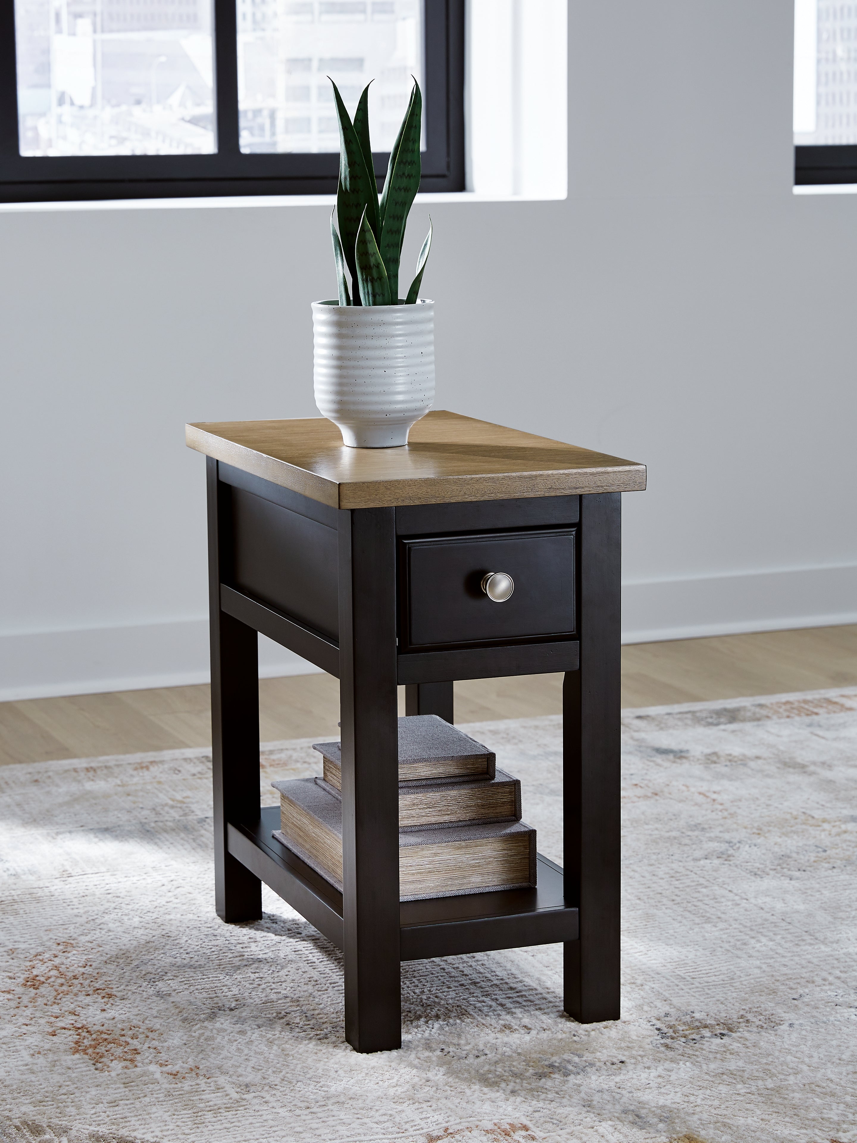 Floridian Furniture - Ashley Furniture - Drazmine Chairside End Table - Chair Side End Table / Brown - T734-17