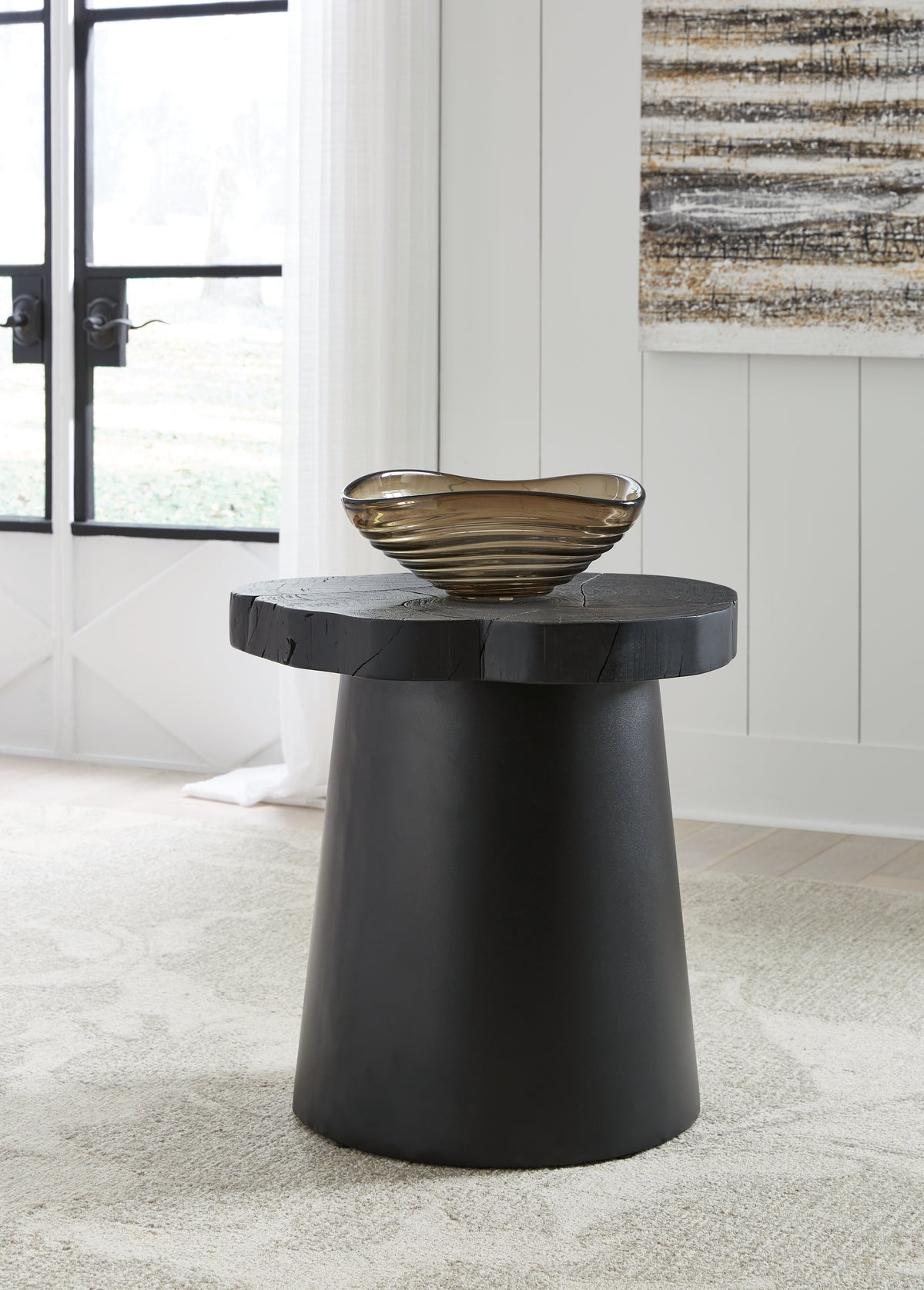 Floridian Furniture - Ashley Furniture - Wimbell End Table - Round End Table / Black - T970-6