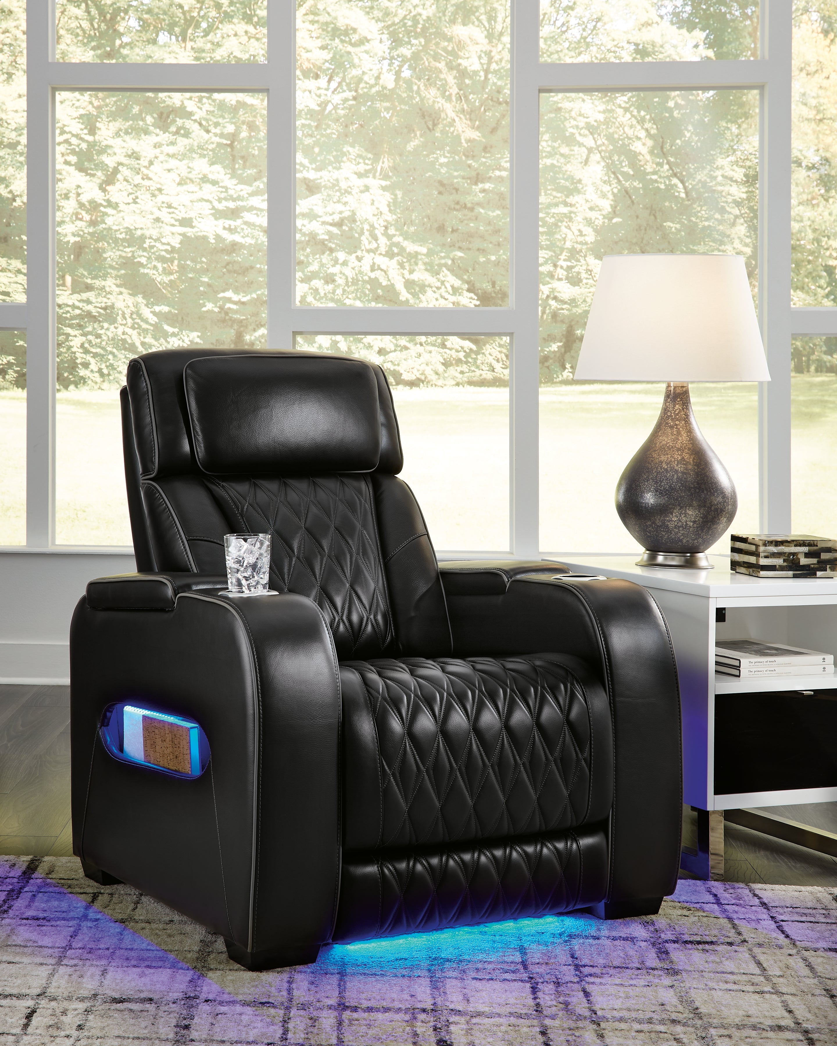Floridian Furniture - Ashley Furniture - Boyington Living Room - PWR Recliner/ADJ Headrest / Black - U2710613